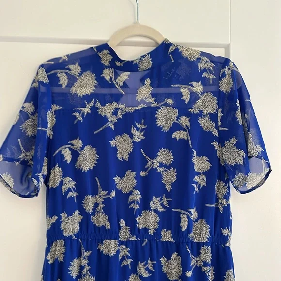 Lulu’s Size medium floral blue and white dress boho preppy - Picture 3 of 6